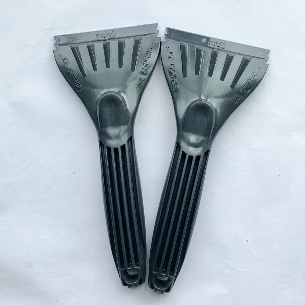 NEW 2 piece 9 in. Plastic Ice Scrapers for Cars